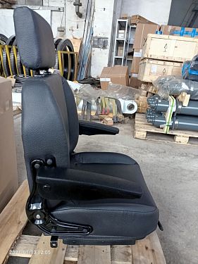 Тракторное кресло оператора ГР1Н (МТЗ).  �13